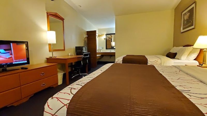 Photo of Olympic Inn & Suites