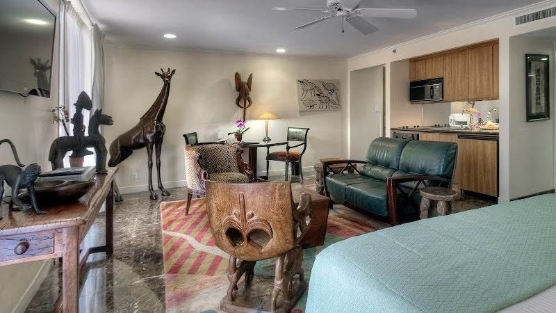 Photo of Dinah's Garden Hotel