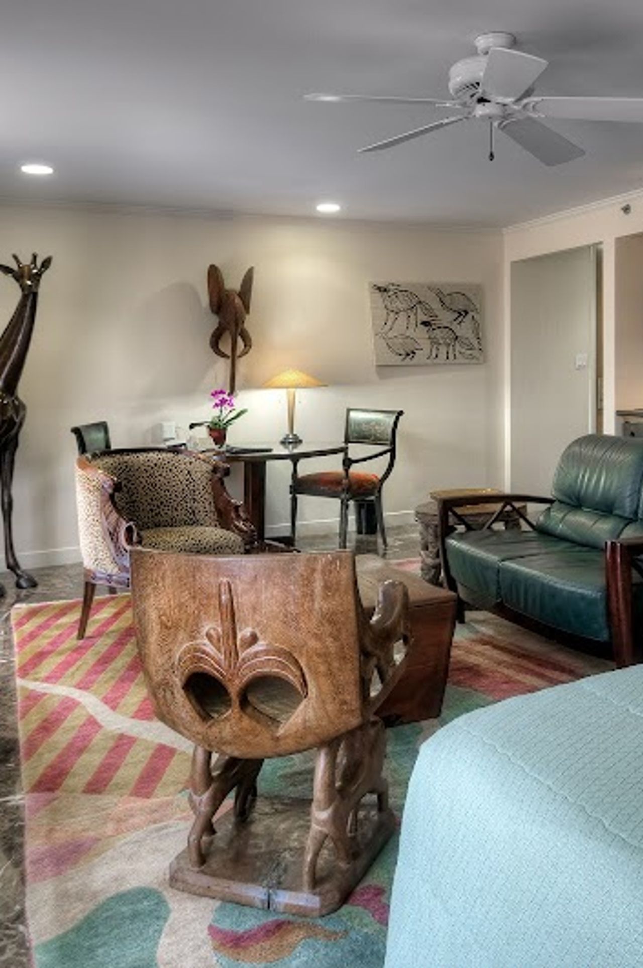 Photo of Dinah's Garden Hotel