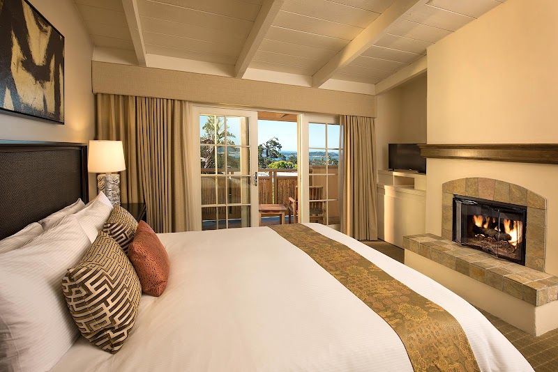 Photo of Tradewinds Carmel - Serenity Suite, King bed, fireplace, a spa-jetted tub