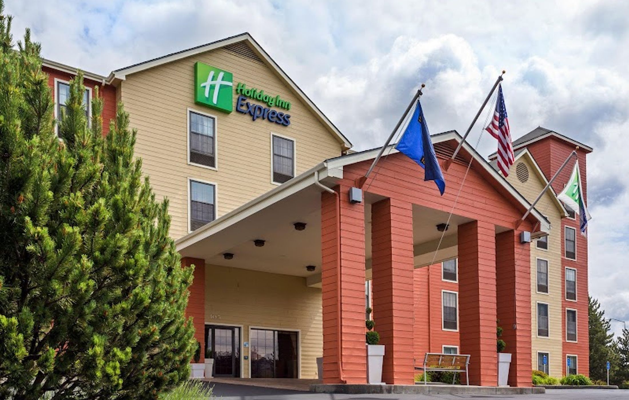 Holiday Inn Express Grants Pass, an IHG Hotel