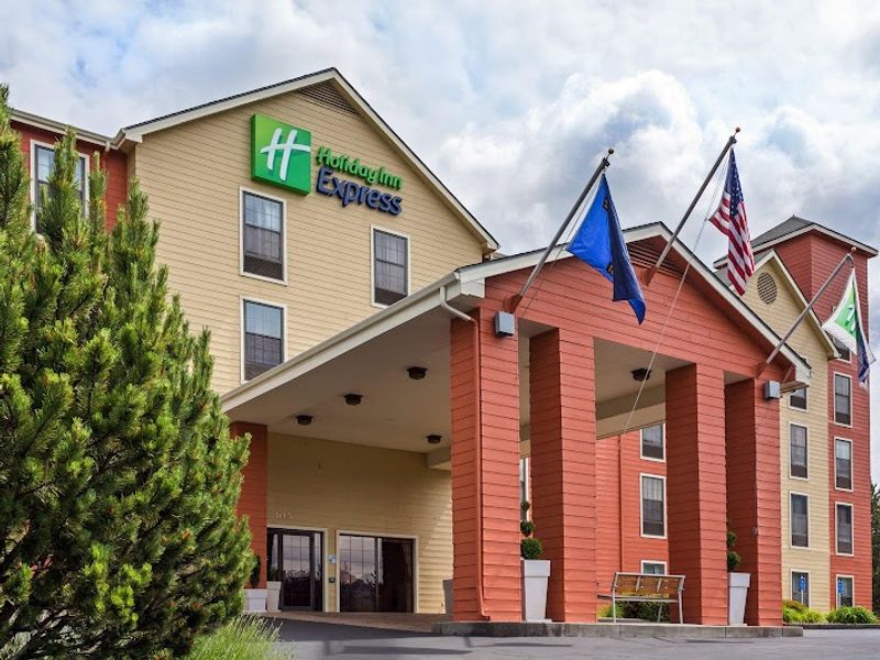 Holiday Inn Express Grants Pass, an IHG Hotel