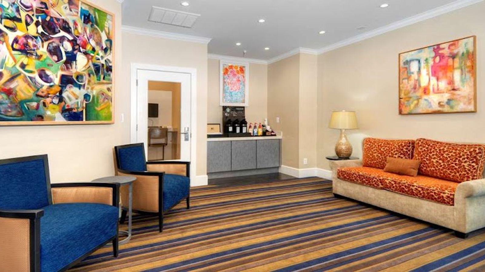 Photo of Best Western Plus Palm Court Hotel