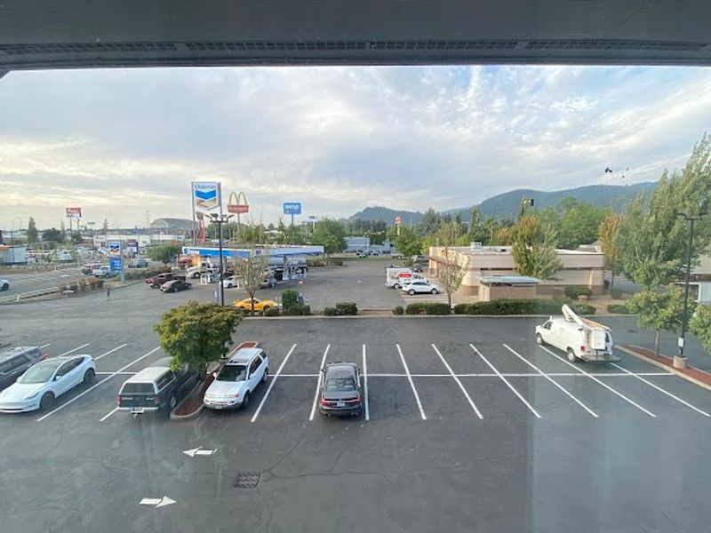 Photo of Spark by Hilton Springfield Eugene - Free Parking