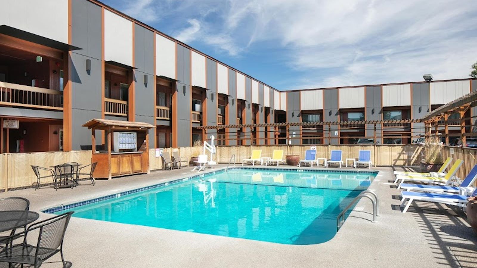 Photo of Waypoint Hotel