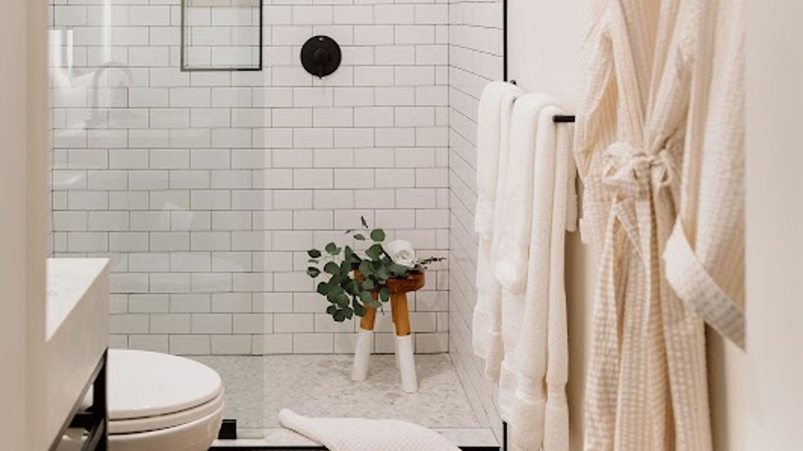 Photo of El Dorado Hotel