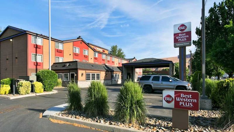 Best Western Plus Yakima Hotel