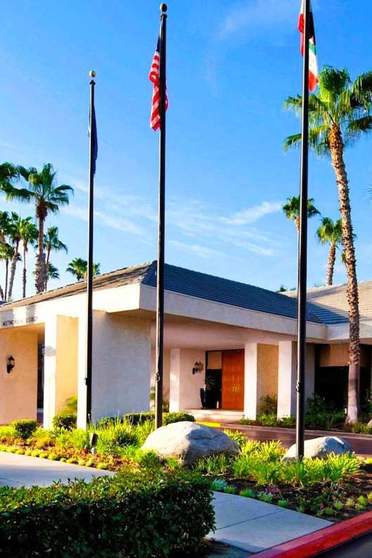 Four Points by Sheraton Bakersfield