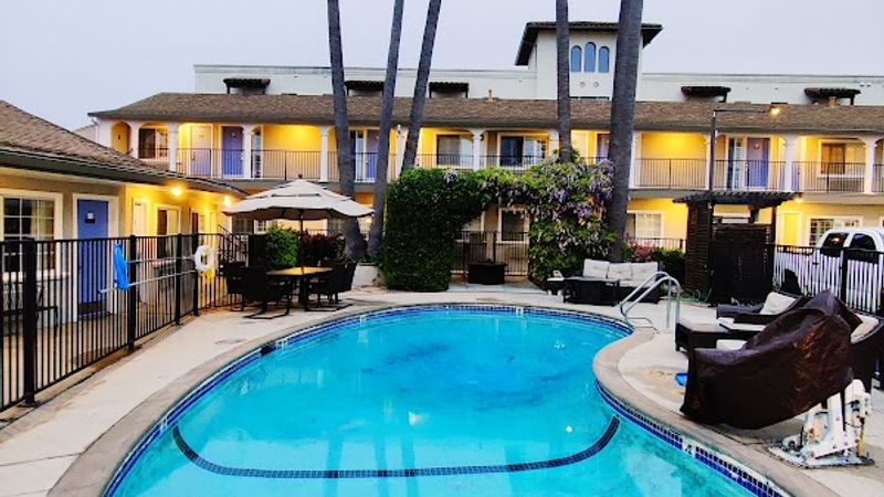 Photo of Bay Front Inn Hotel