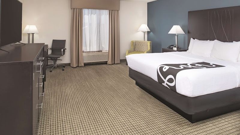 Photo of La Quinta Inn & Suites by Wyndham Moscow Pullman