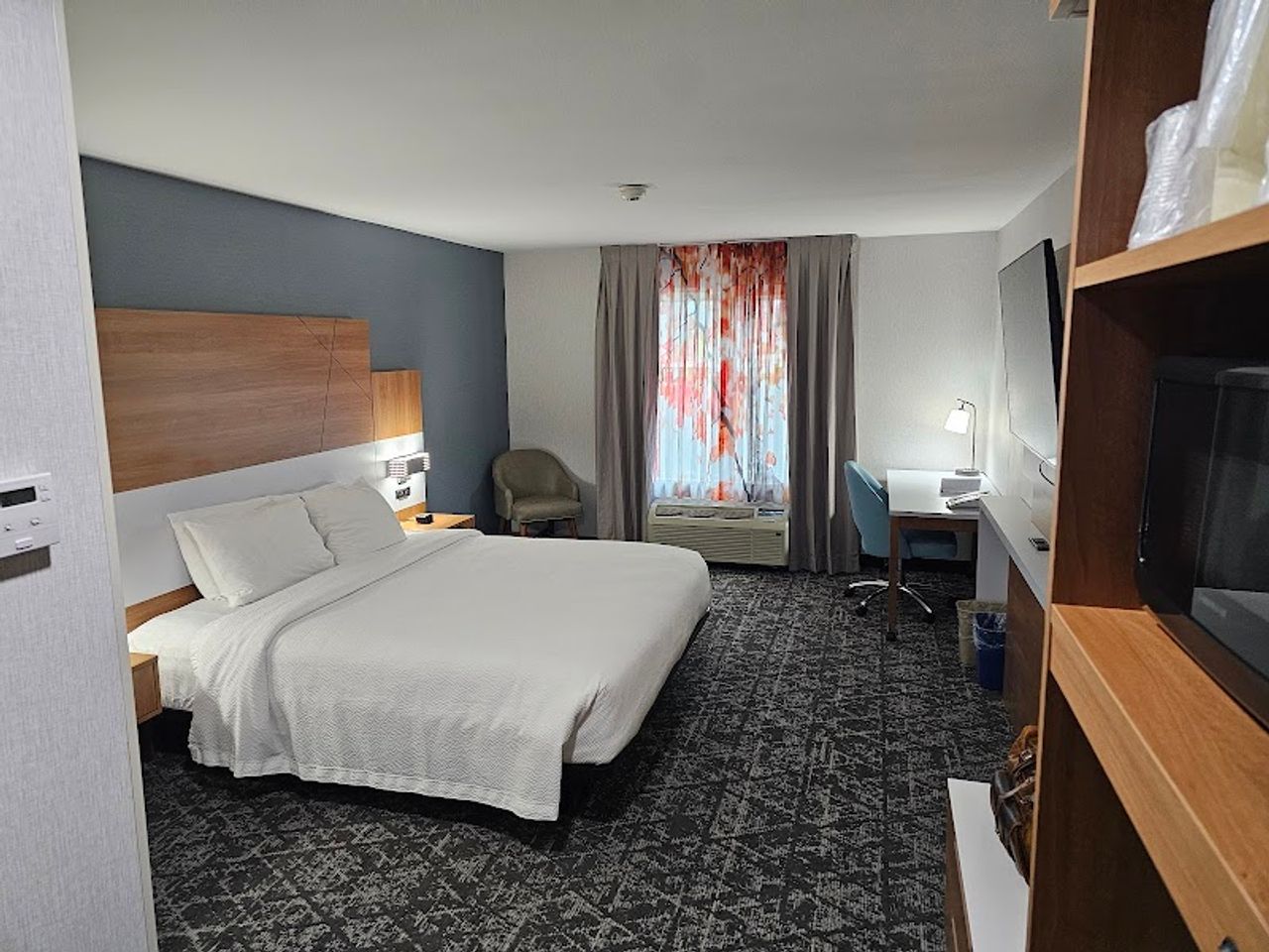 Photo of Fairfield Inn & Suites Oakland Hayward