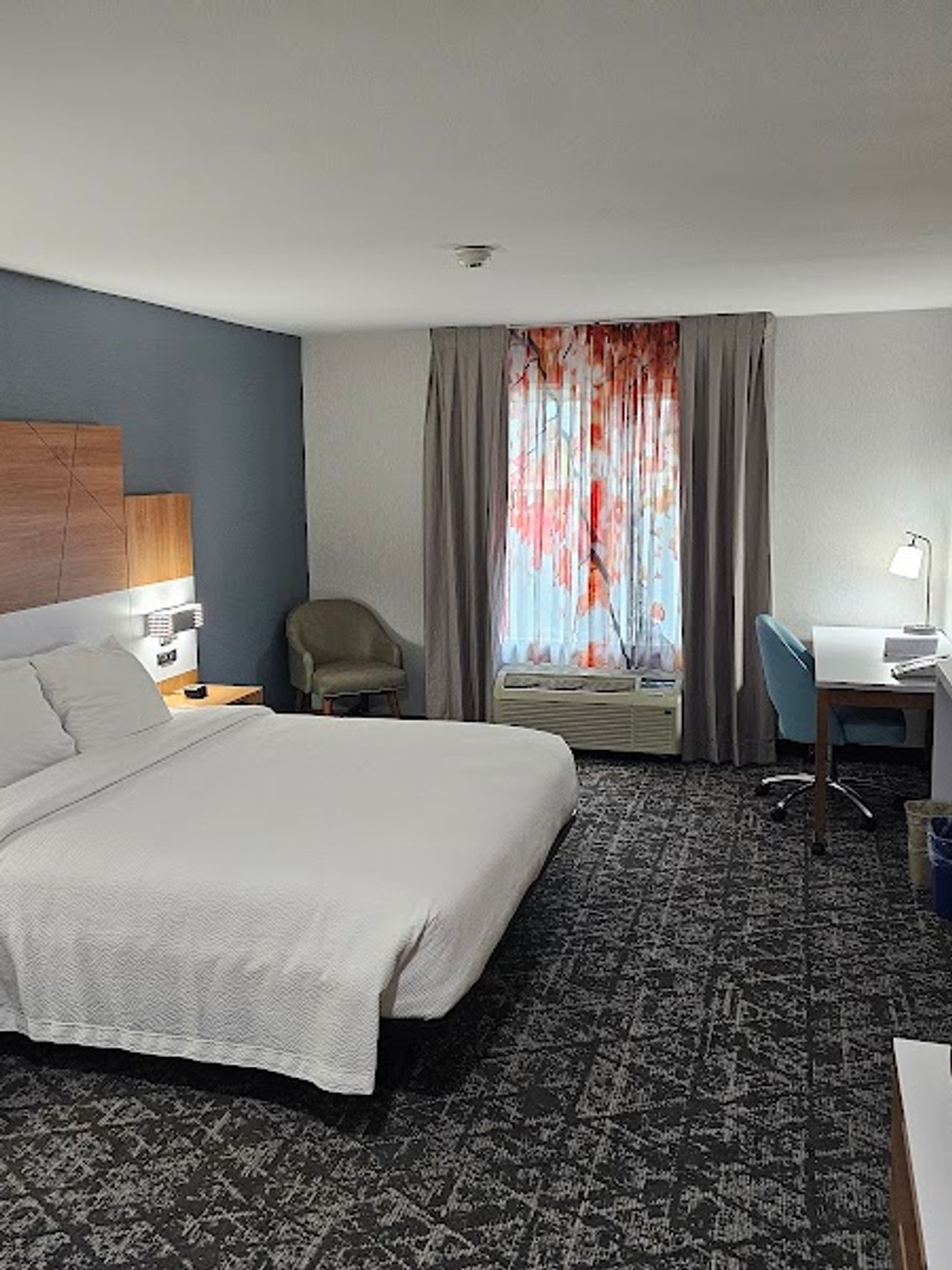 Photo of Fairfield Inn & Suites Oakland Hayward