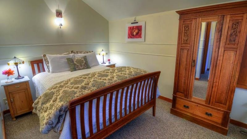 Photo of The Heron Inn and Day Spa - A Bed & Breakfast