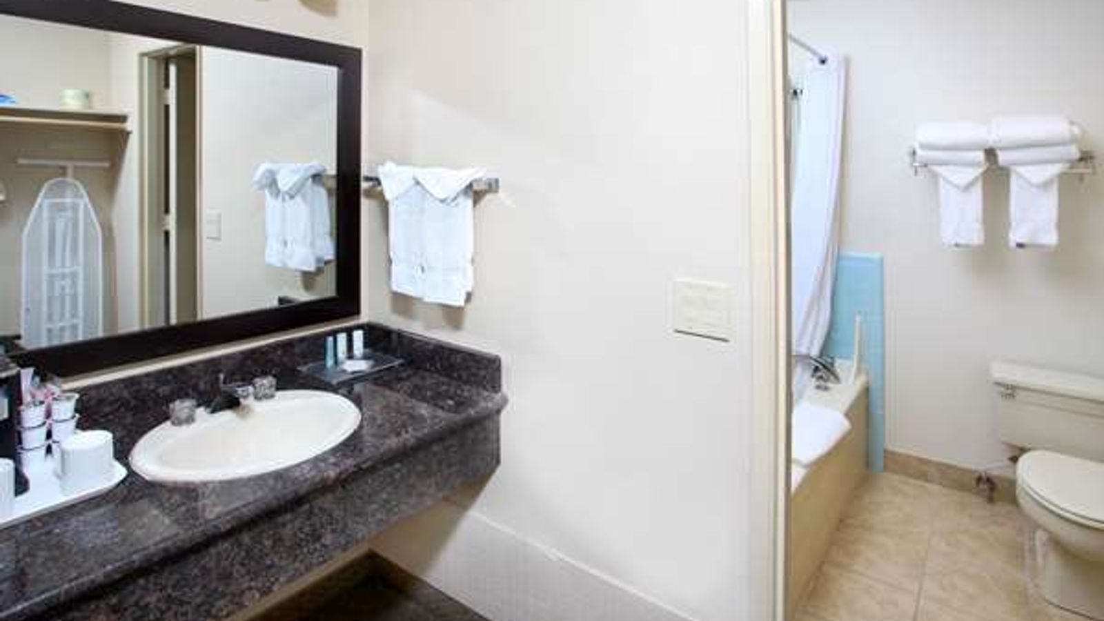 Photo of Clarion Inn Surfrider Resort