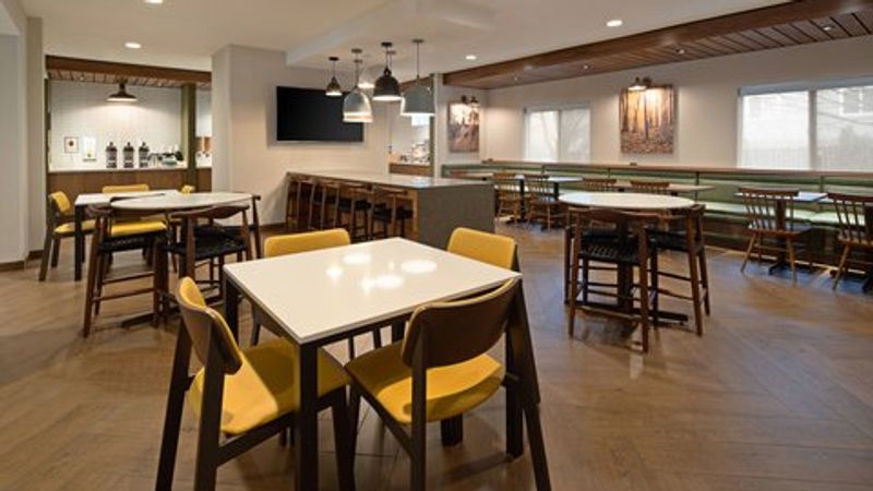 Photo of Fairfield Inn & Suites Seattle Sea-Tac Airport