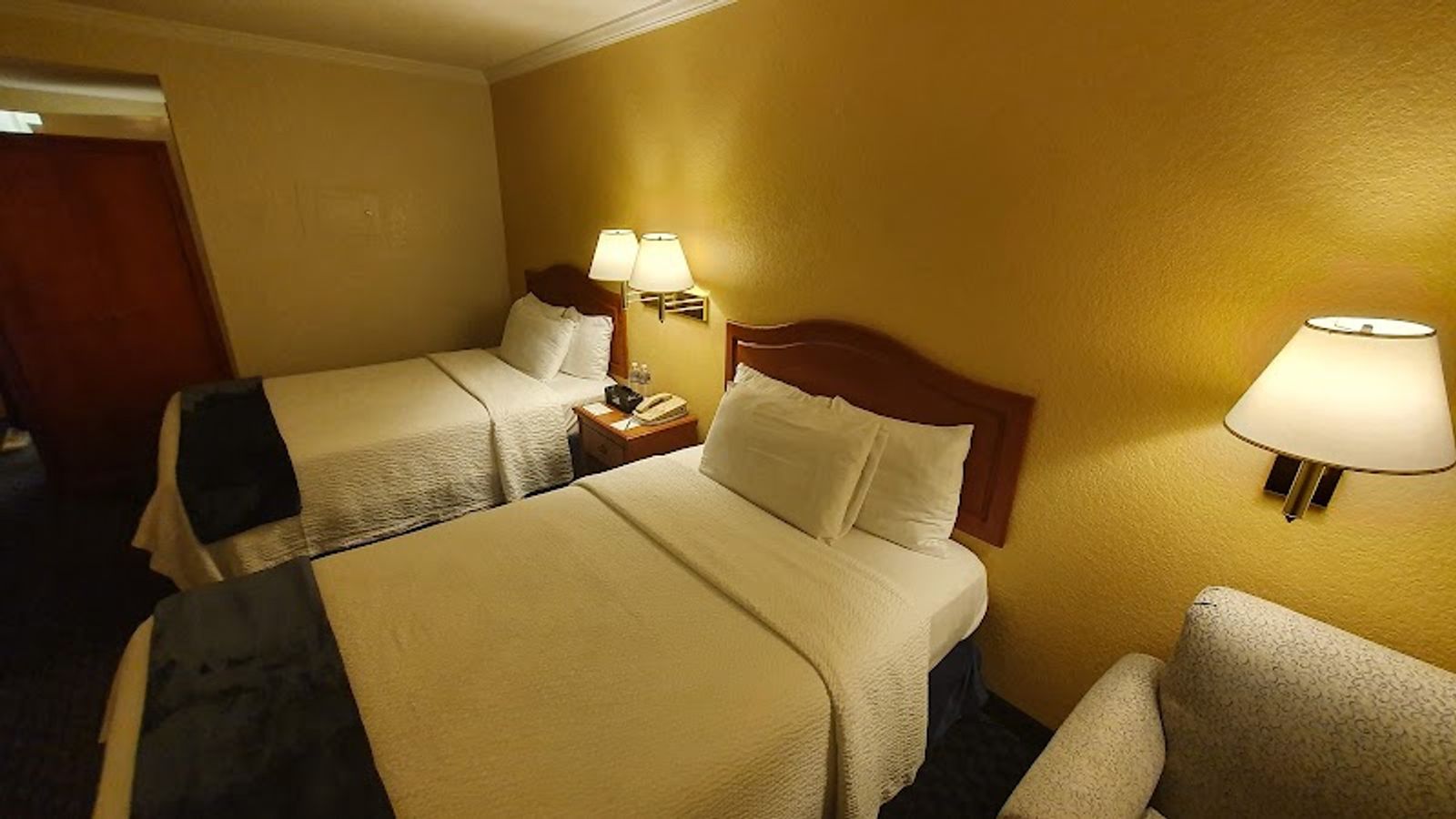 Photo of The Marina Inn on San Francisco Bay