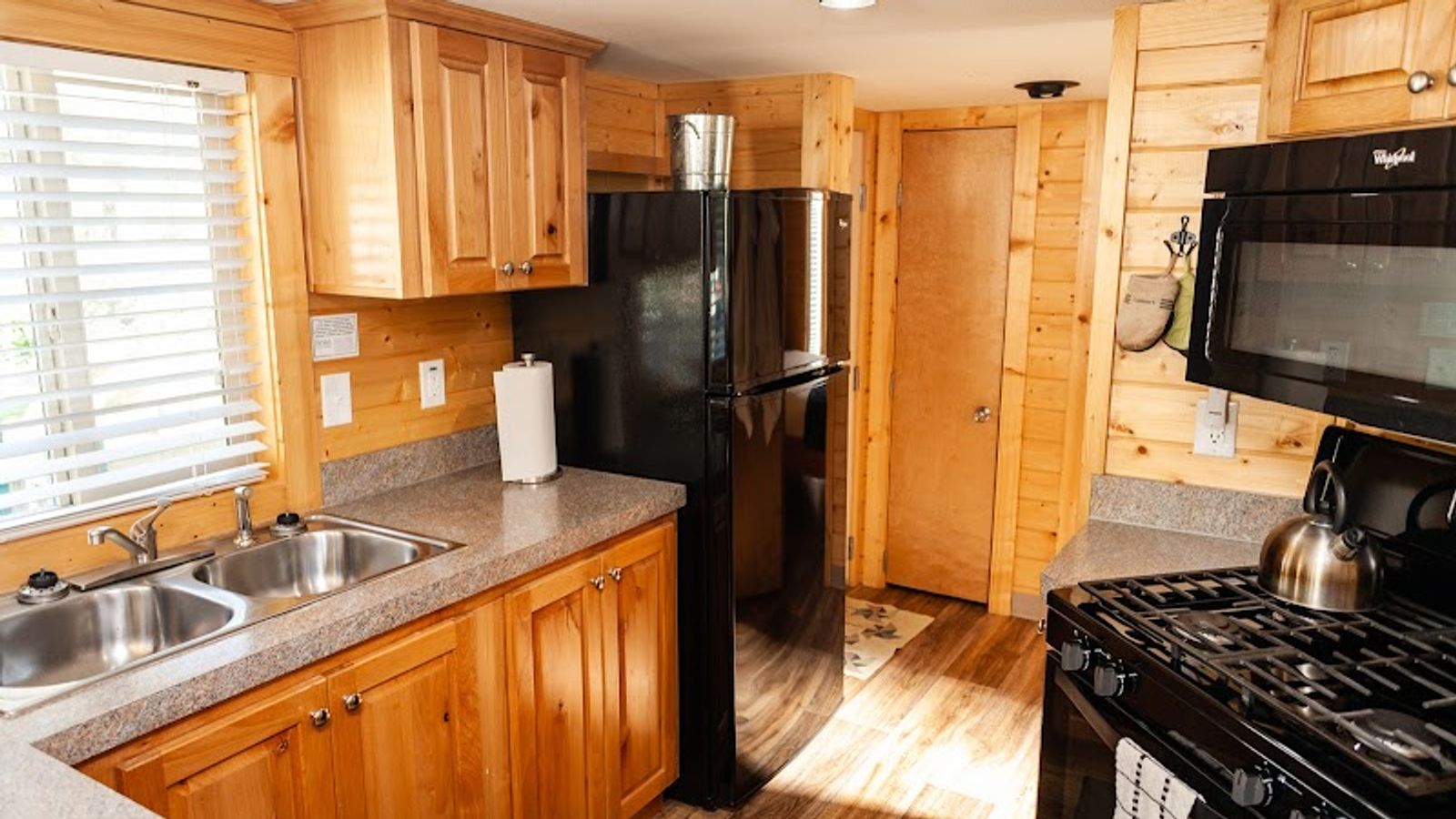 Photo of Sheltered Nook On Tillamook Bay