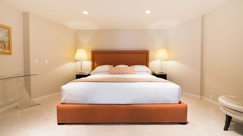 Photo of Ashland Hills Hotel & Suites and Convention Center