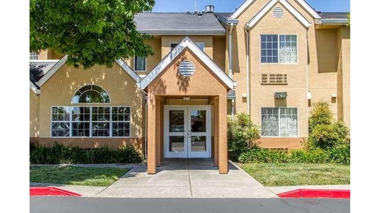 Photo of Quality Inn & Suites