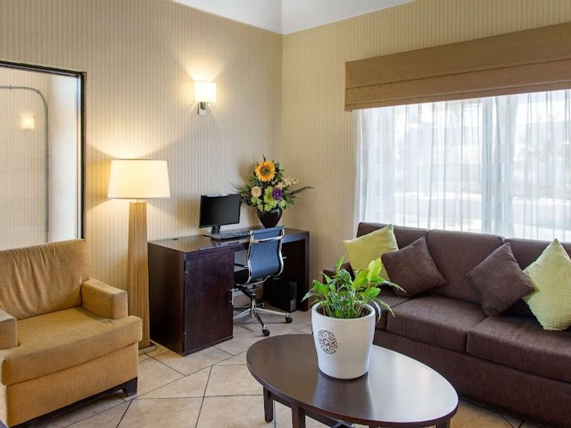 Photo of Sleep Inn & Suites Bakersfield North
