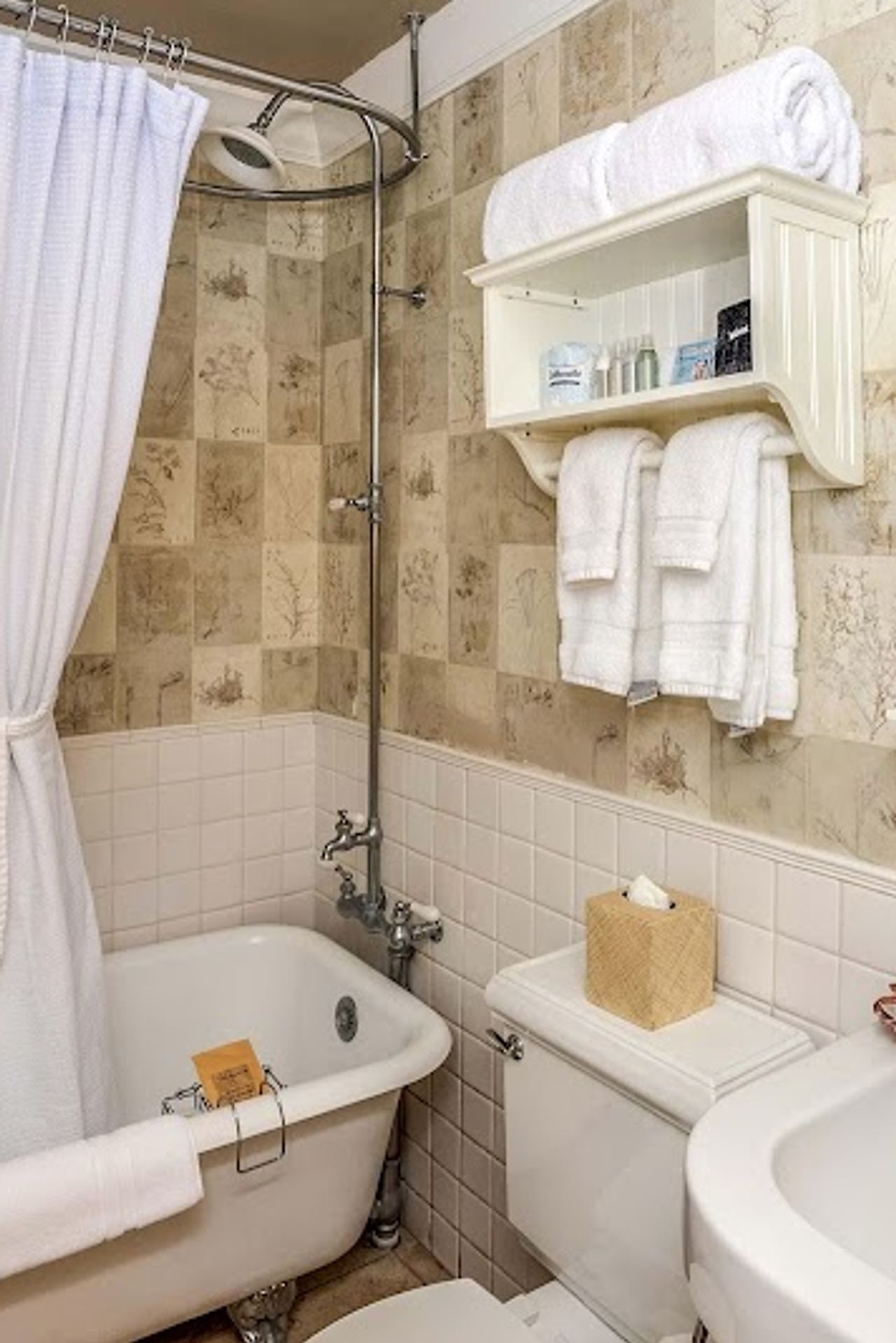 Photo of Cannon Beach Hotel Collection