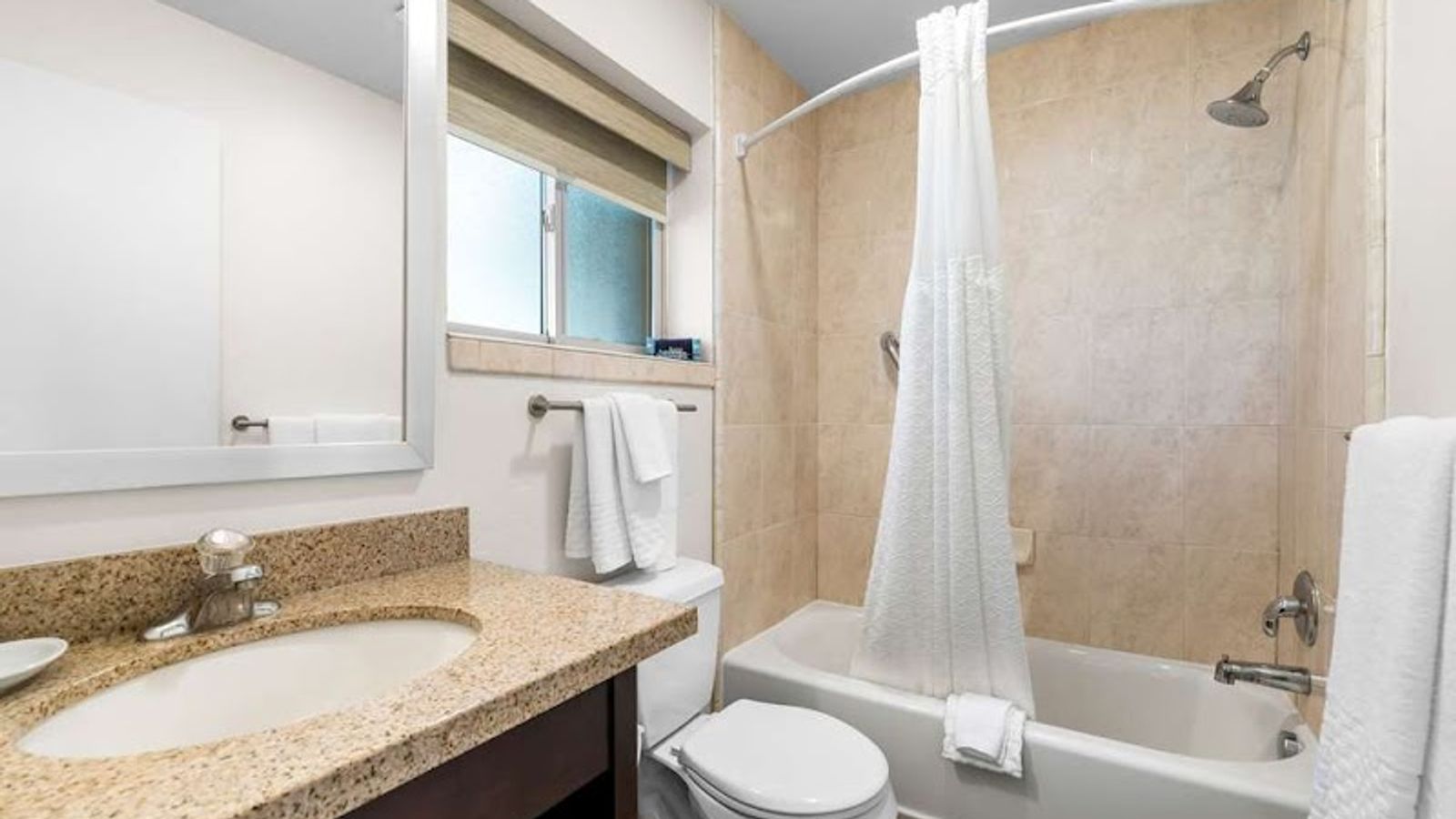 Photo of Best Western Driftwood Inn