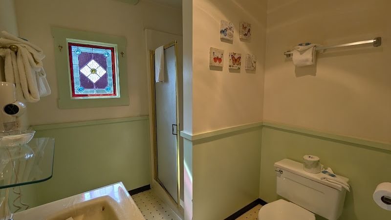 Photo of Alexander's Lodge At Mt Rainier