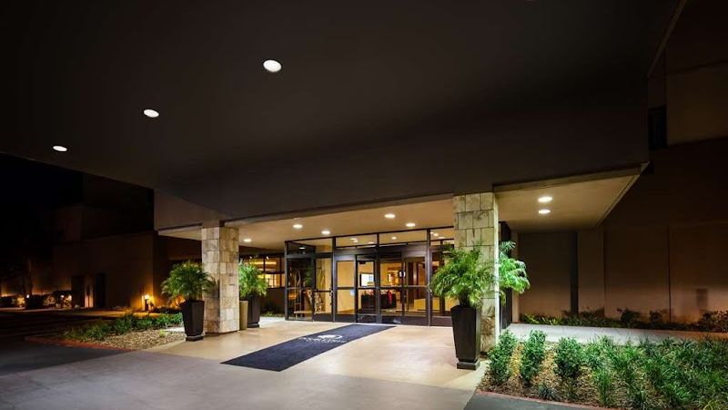 Photo of DoubleTree by Hilton Hotel San Francisco Airport