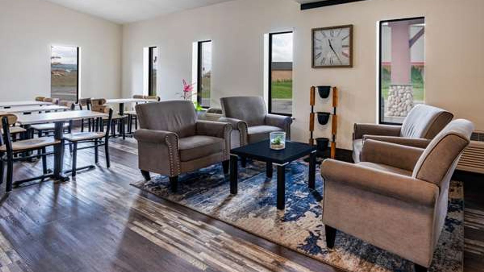 Photo of Super 8 by Wyndham Spokane Valley