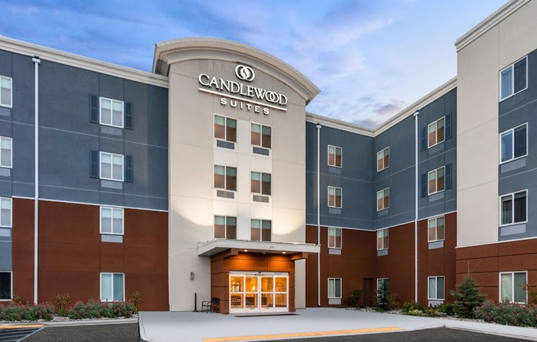 Candlewood Suites Portland-Airport, an IHG Hotel