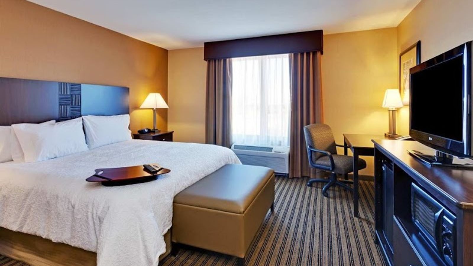 Photo of Hampton Inn & Suites Fresno-Northwest