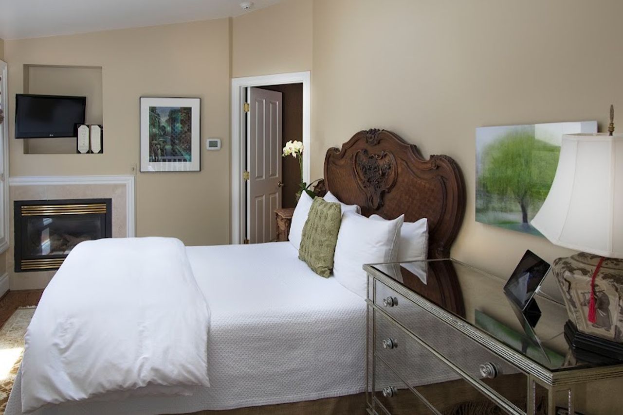 Photo of Embrace Calistoga