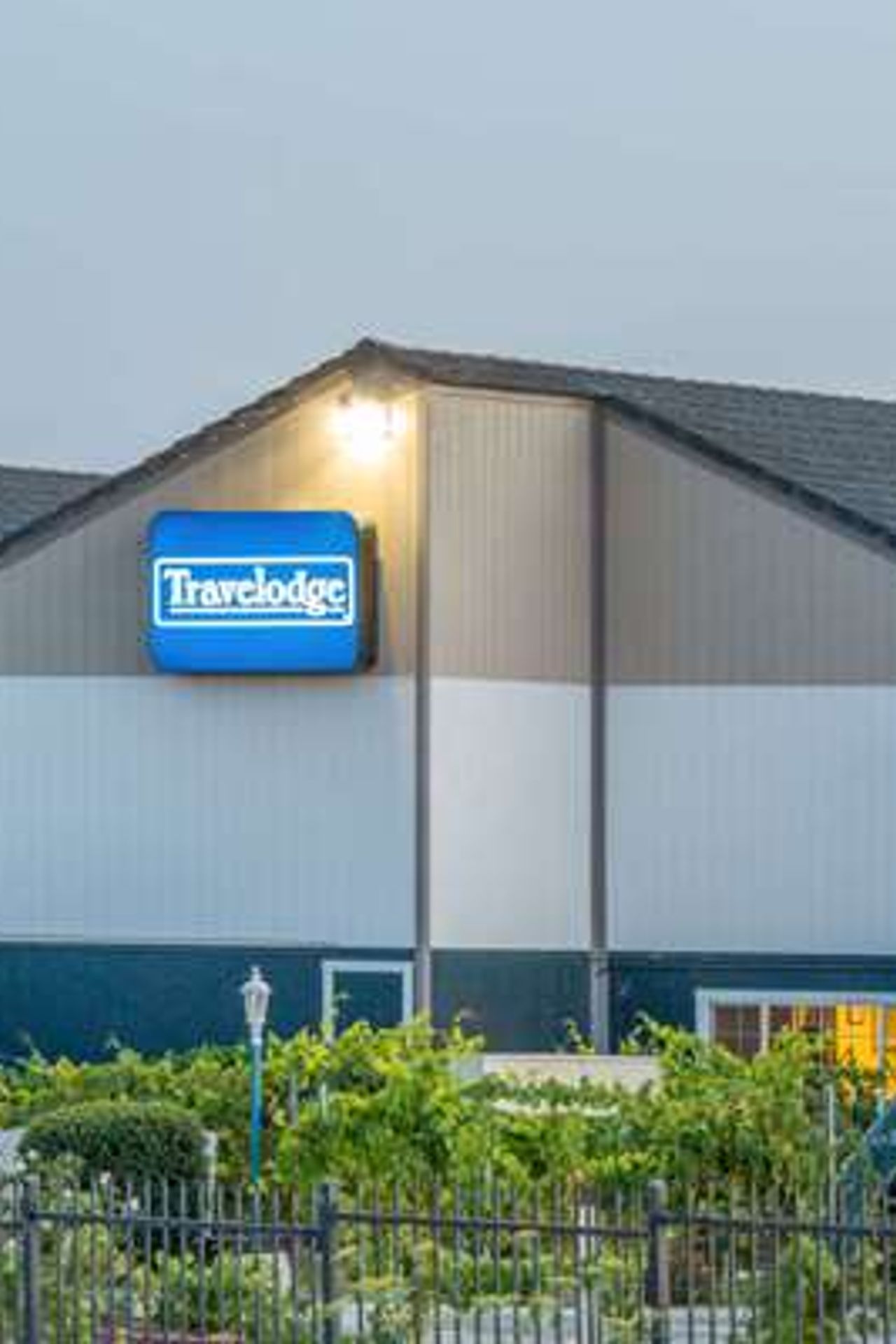 Photo of Travelodge by Wyndham Fairfield/Napa Valley