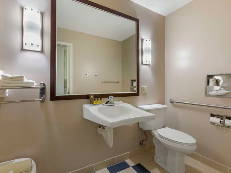 Photo of Best Western Plus University Inn