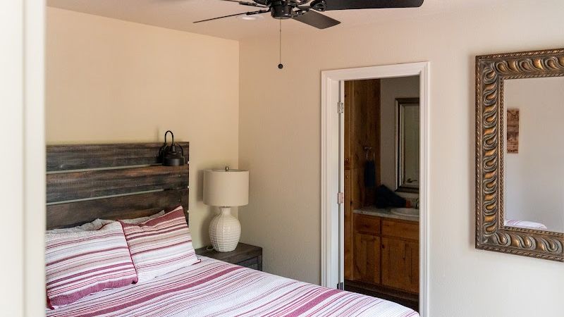 Photo of Rogue River Resort