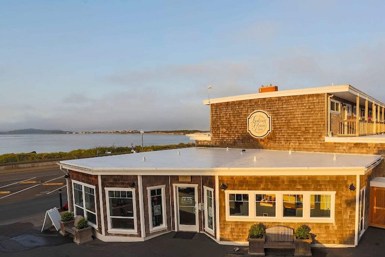 Photo of Looking Glass Inn