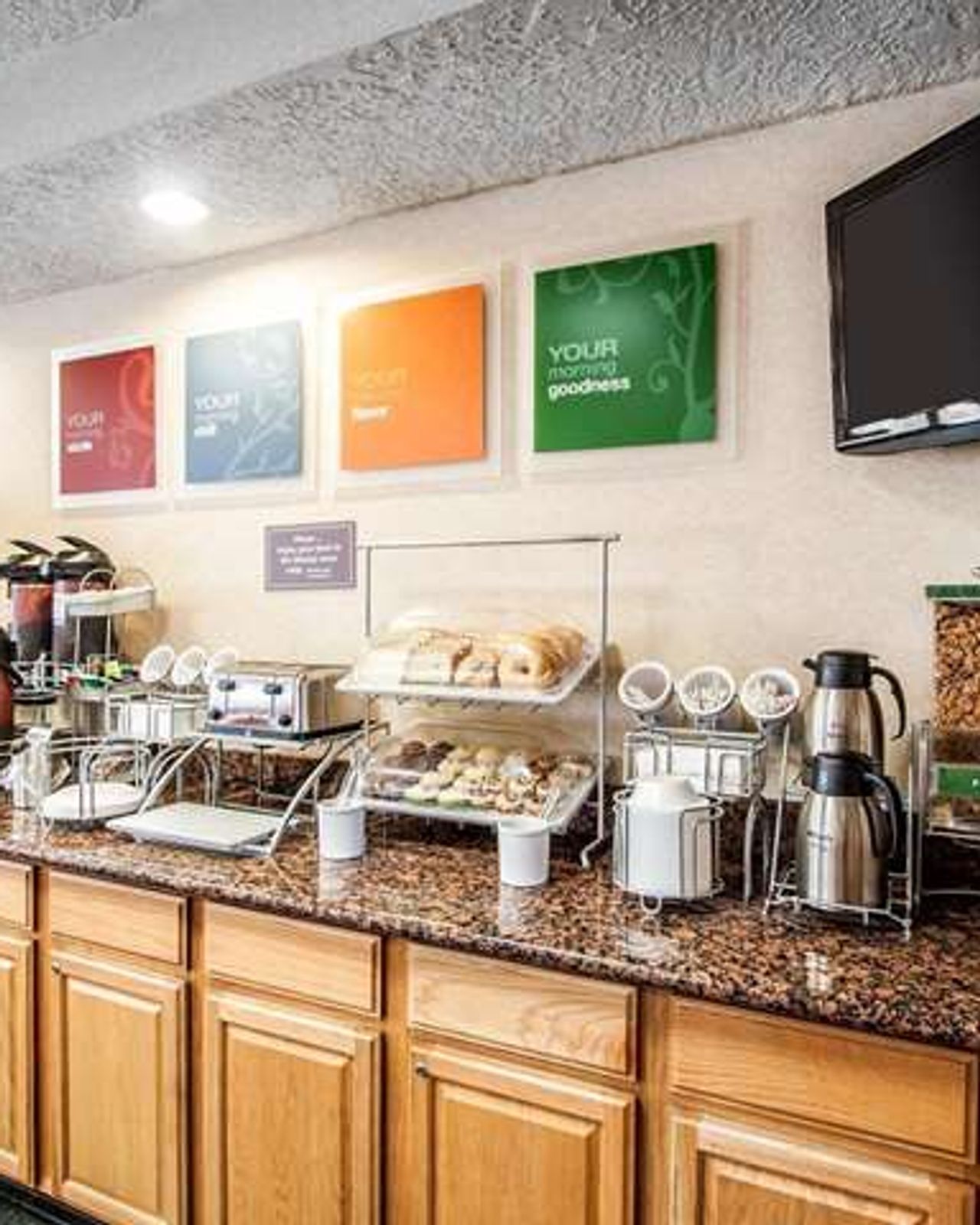 Photo of Comfort Suites