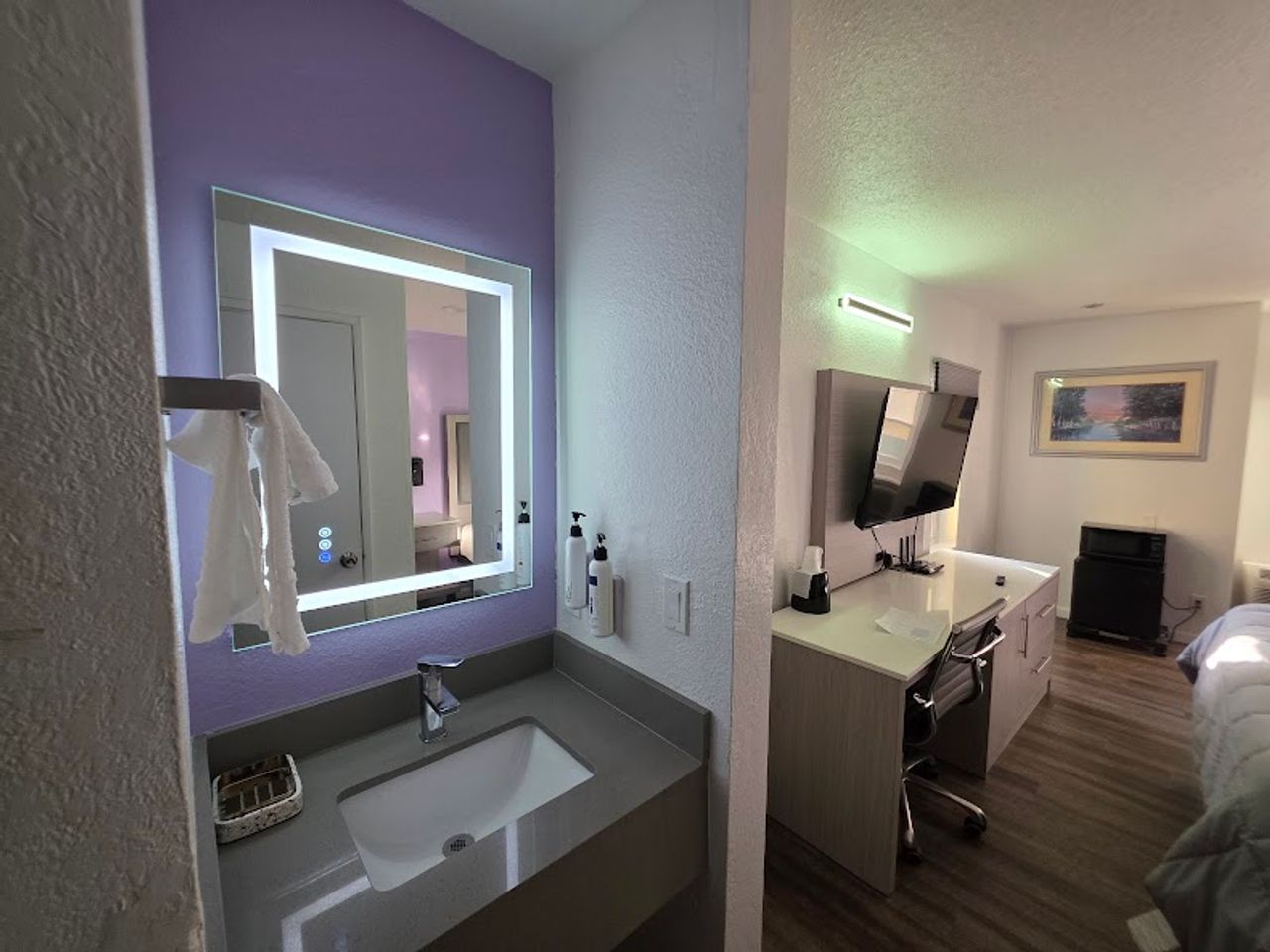 Photo of The Aqua Pacific Hotel