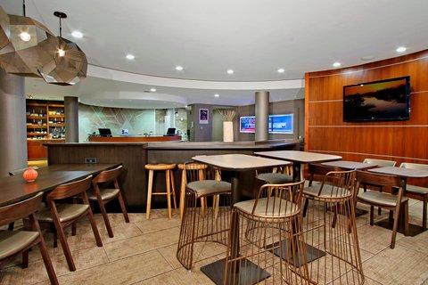 Photo of SpringHill Suites Madera