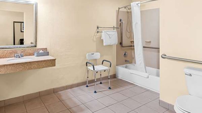 Photo of Quality Inn & Suites Vancouver - Hazel Dell