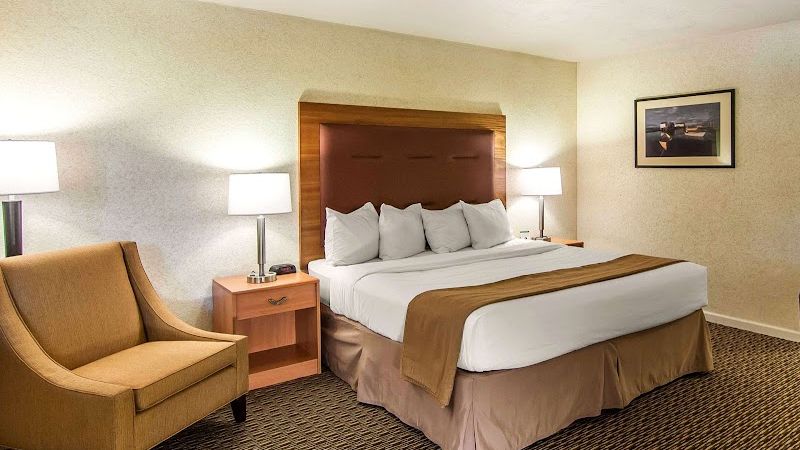 Photo of Quality Inn & Suites at Coos Bay