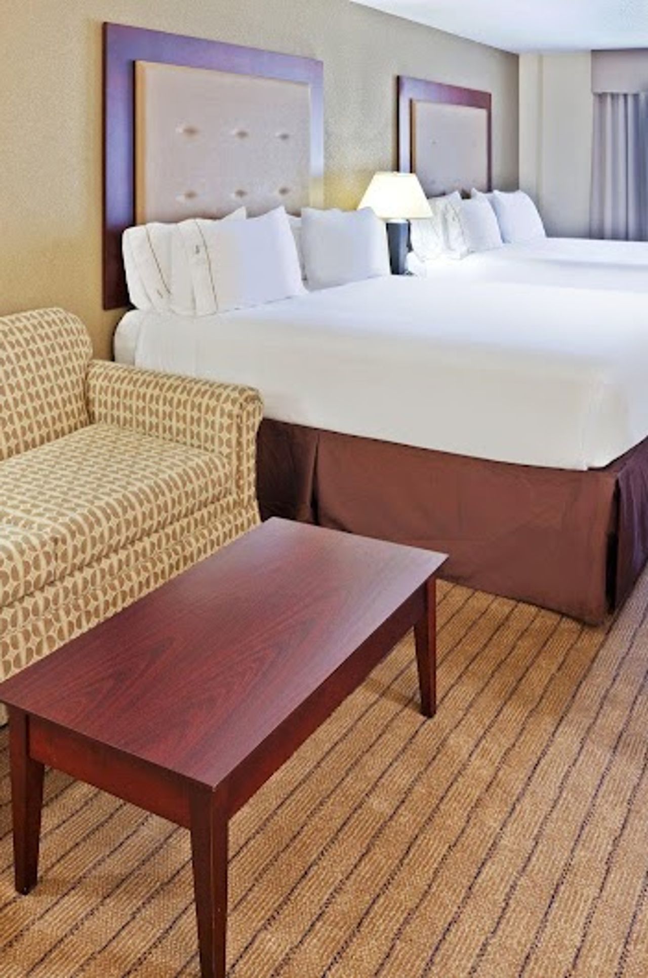 Photo of Holiday Inn Express Portland South - Lake Oswego, an IHG Hotel