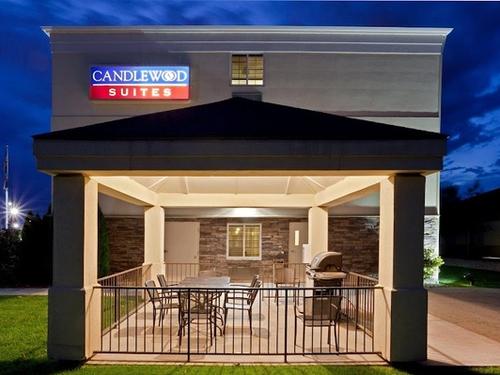 Candlewood Suites Boise - Towne Square, an IHG Hotel
