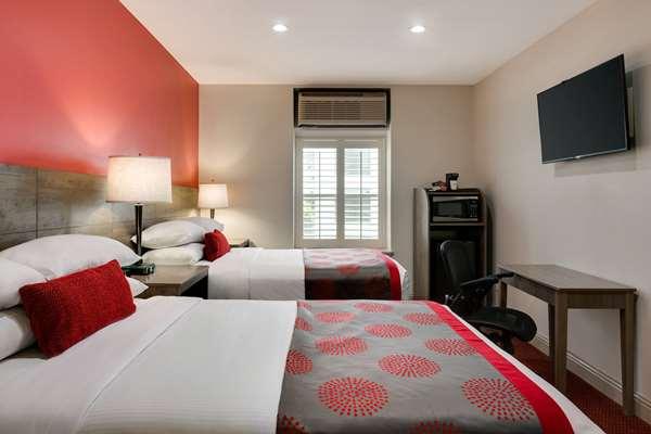 Photo of Ramada by Wyndham Oakland Downtown City Center