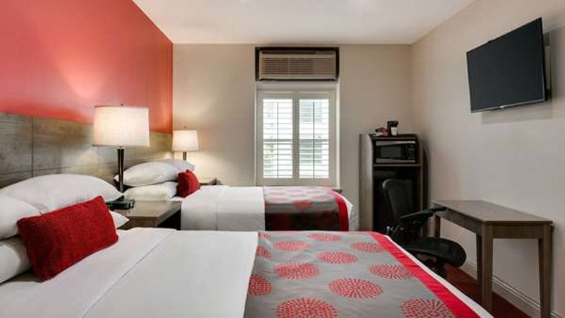 Photo of Ramada by Wyndham Oakland Downtown City Center