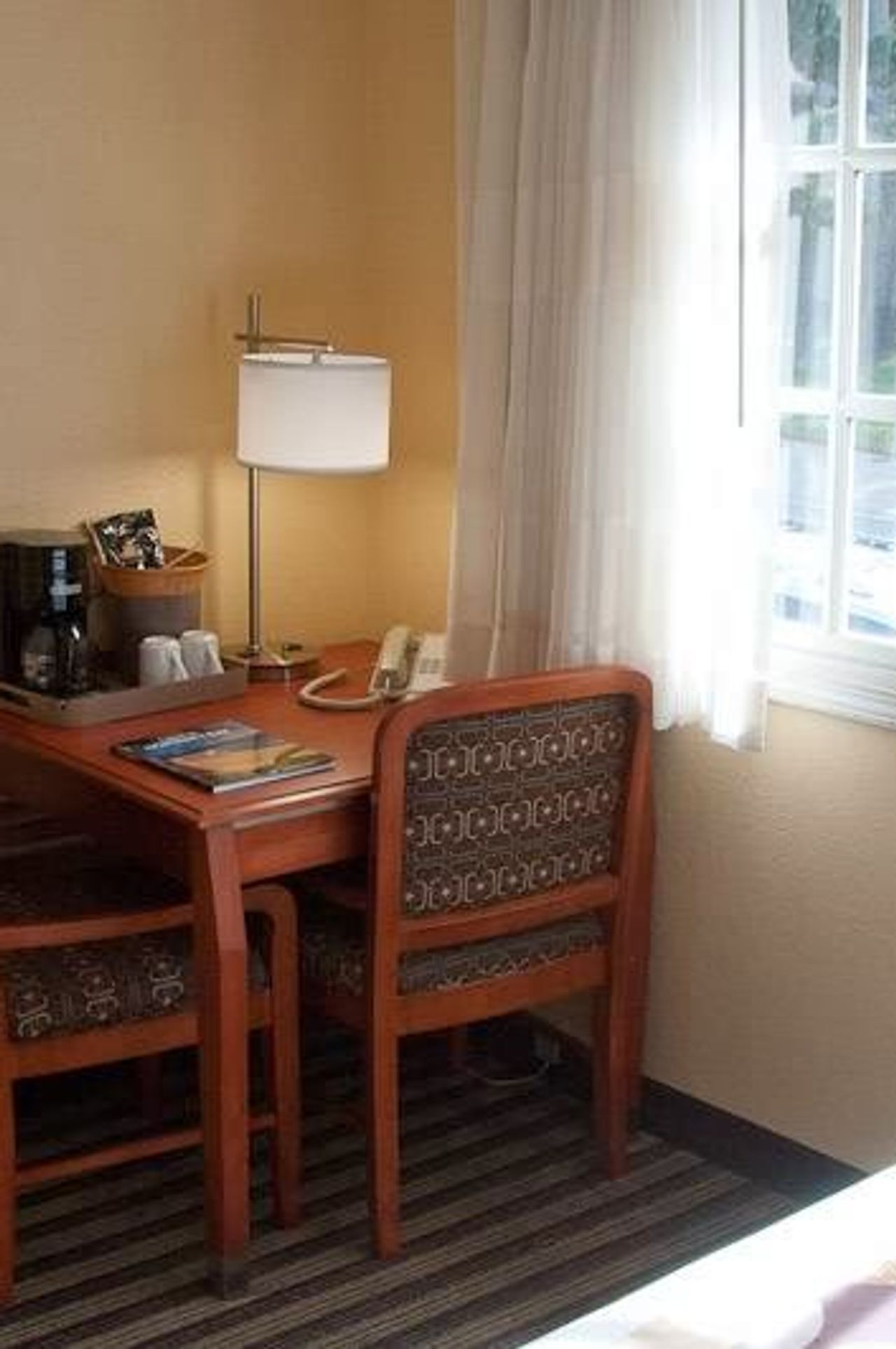 Photo of Deer Haven Inn - Room, Table and chairs