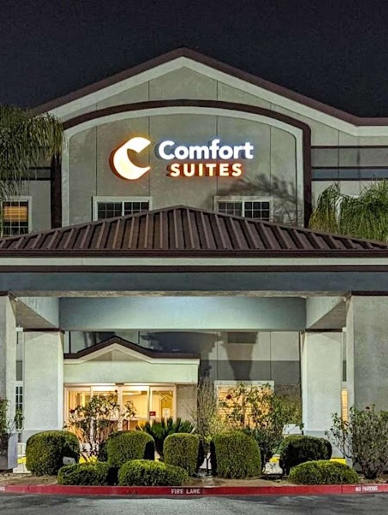 Photo of Comfort Suites Fresno River Park