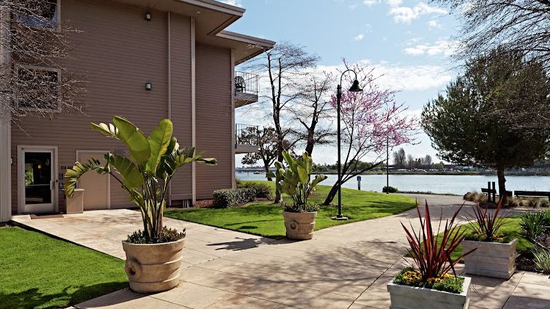 Photo of Executive Inn & Suites