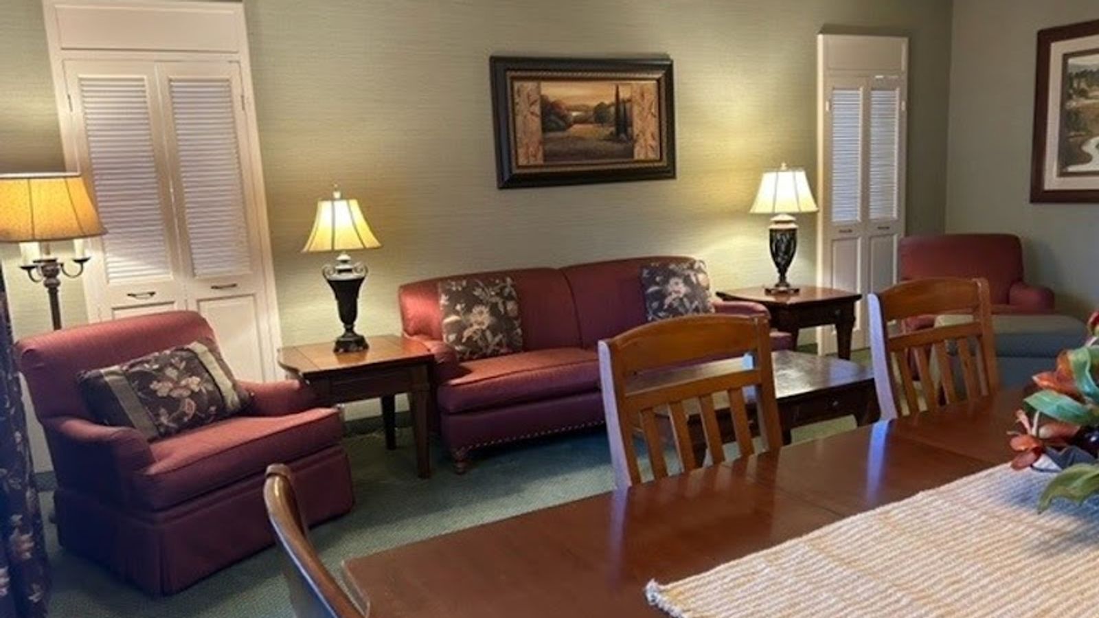 Photo of Piccadilly Inn Airport