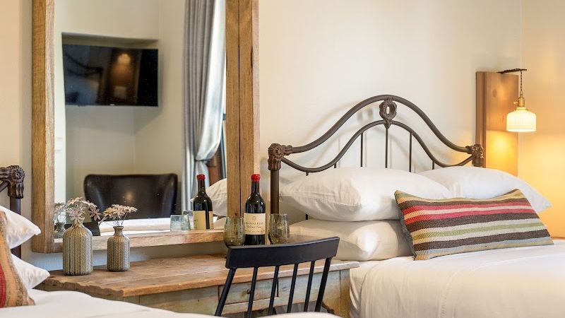 Photo of Sonoma Hotel